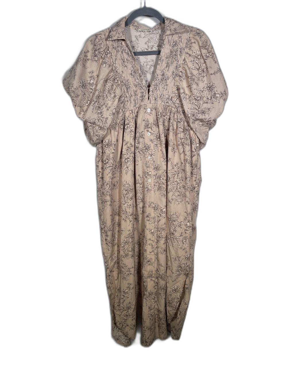 Entro Beige & Black Smocked Puff Sleeve Floral Midi Dress
